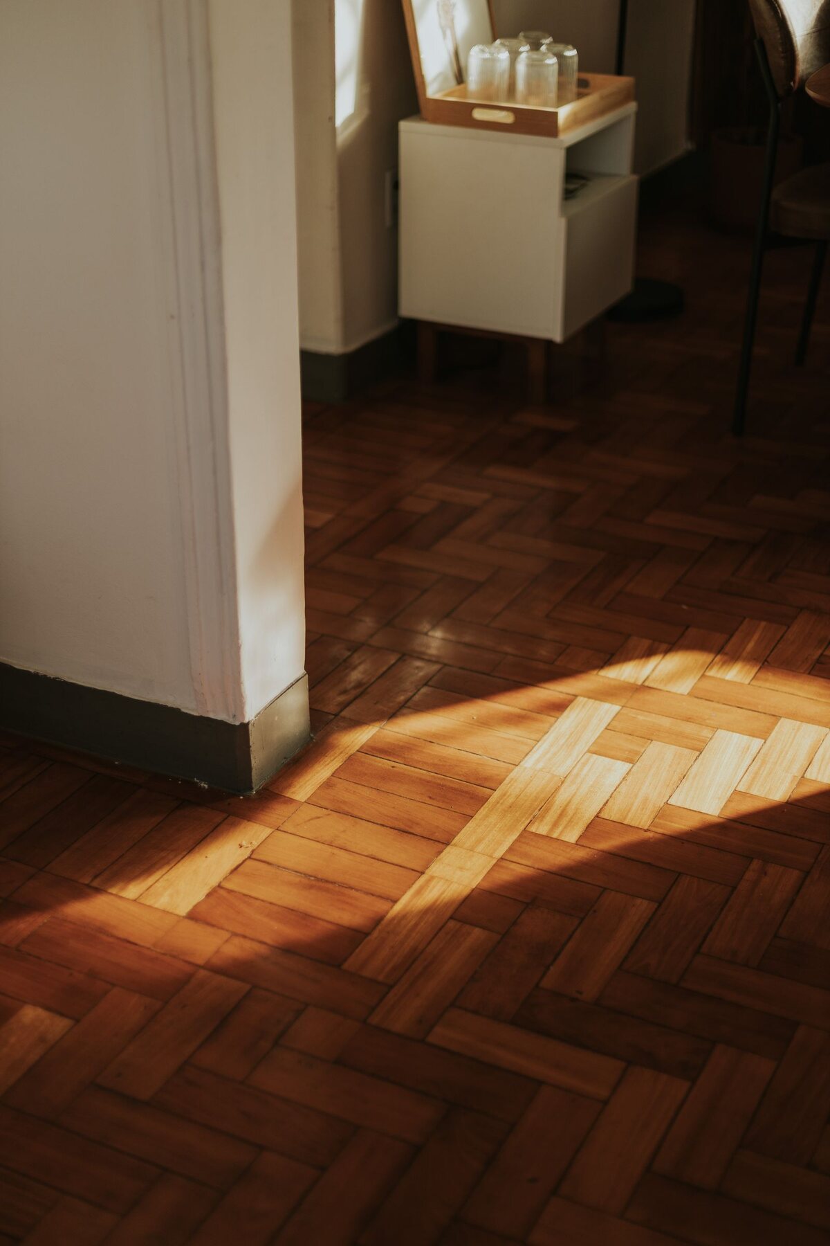 Beautiful parquet wood floor installation